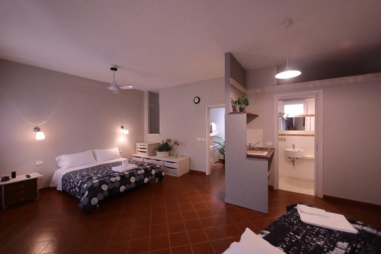 Sk Home Πεσκιέρα ντελ Γκάρντα Εξωτερικό φωτογραφία